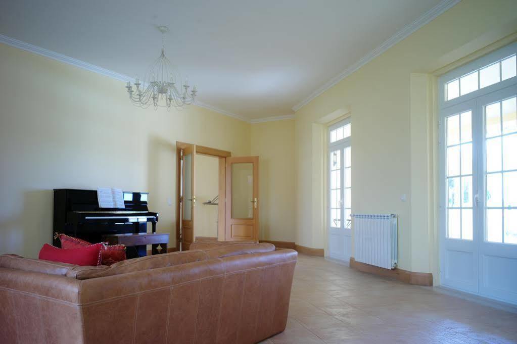 Casa Pedra Nobre Bed and Breakfast Nadadouro Exterior foto